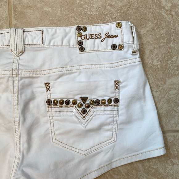 NWOT Guess Shorts - Picture 4 of 5
